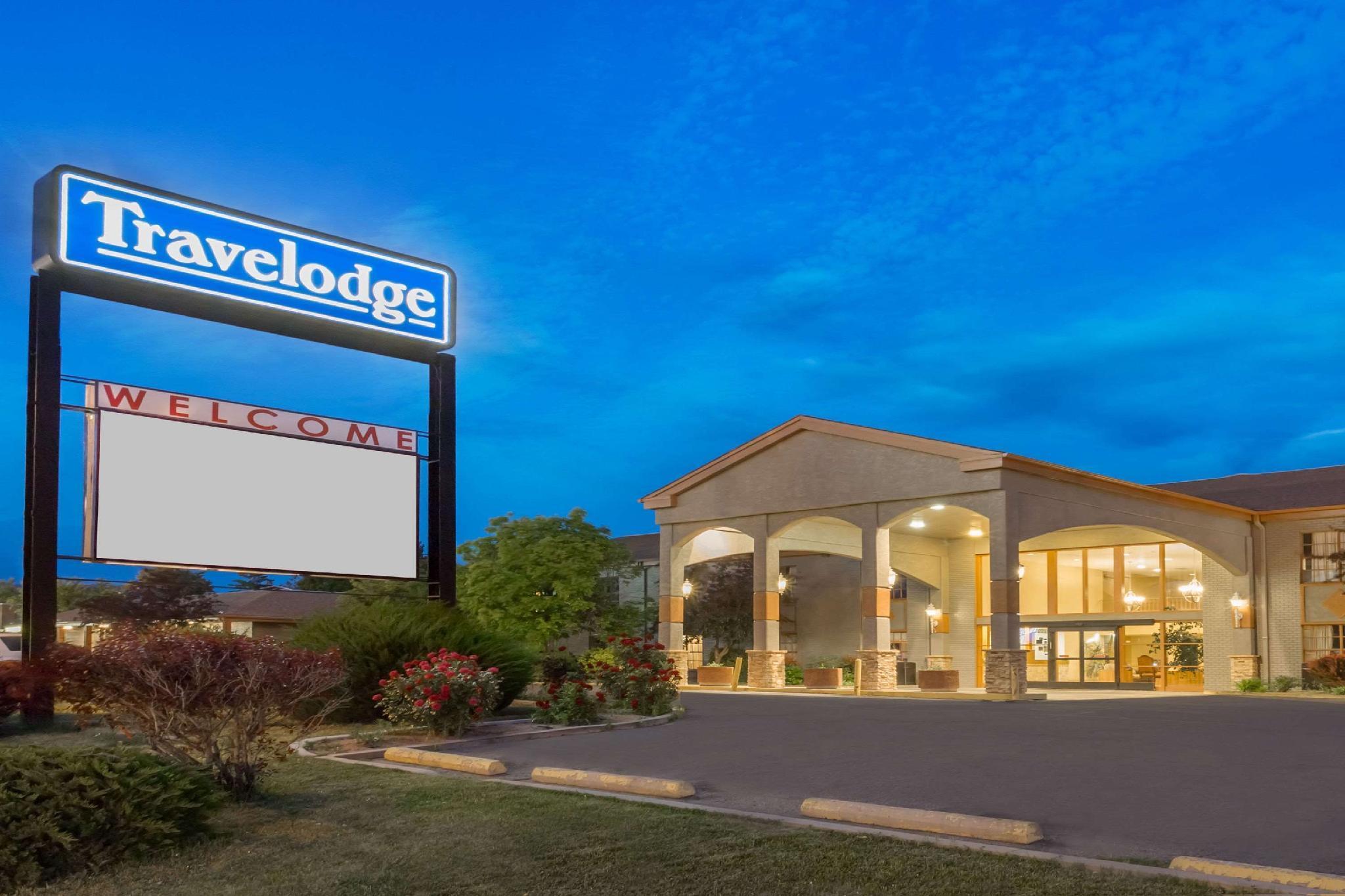 Travelodge By Wyndham Гранд Джанкшен Экстерьер фото